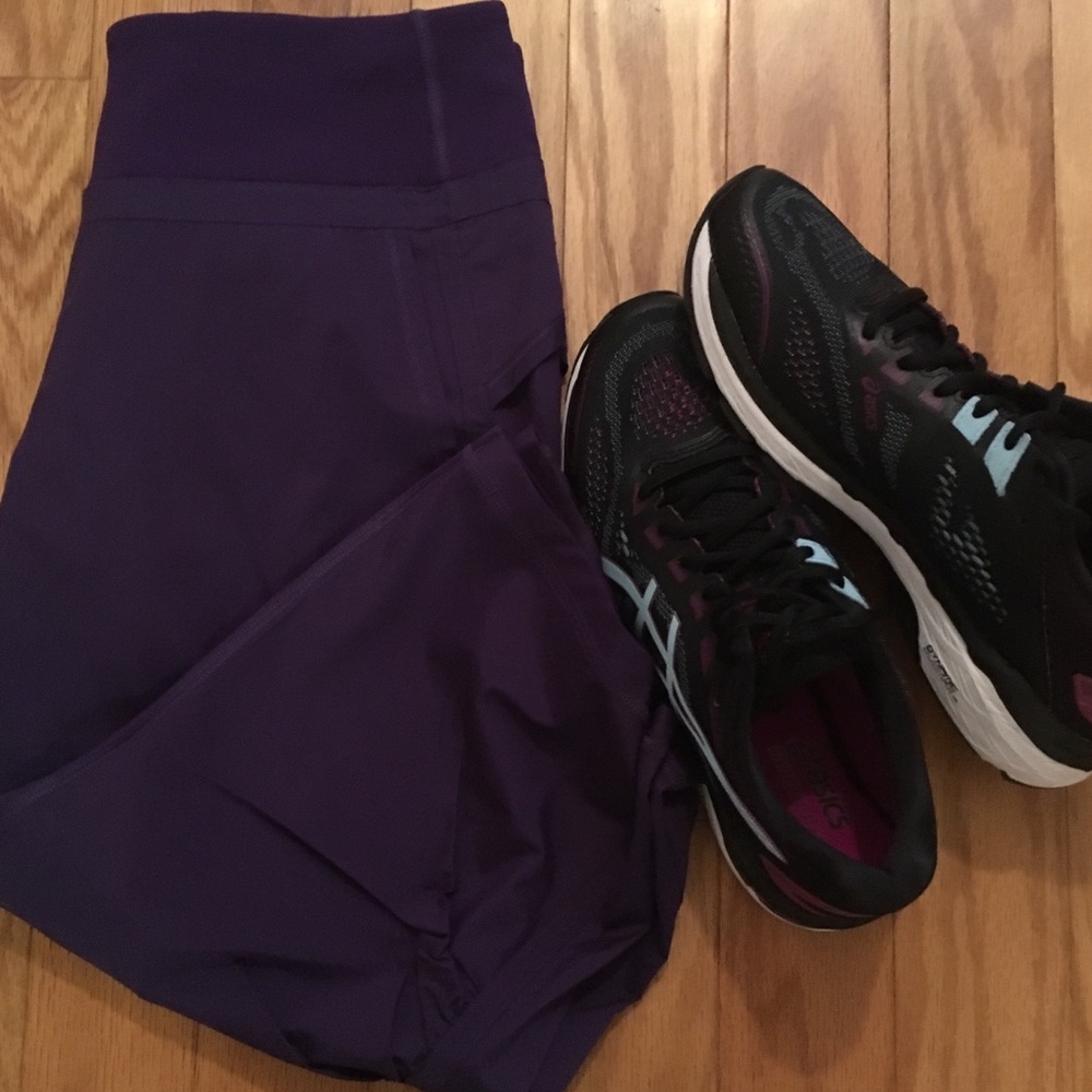 Lululemon Capri Pants